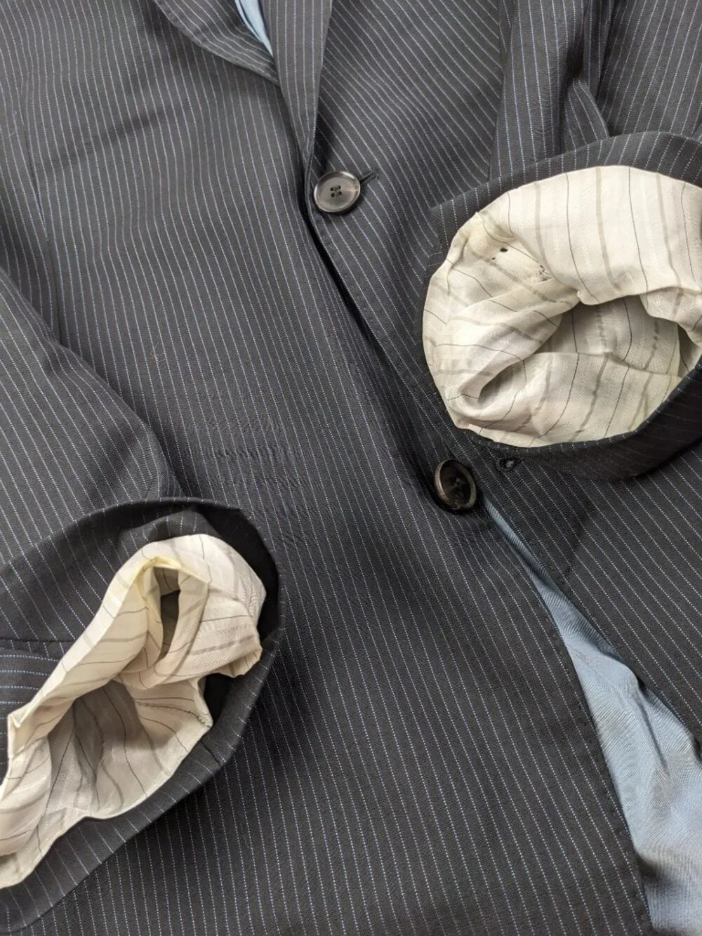 Hugo Boss 46R Wool Pinstripe 2 PC Suit Pasolini 1 Movie 1 Black Blue 40x30